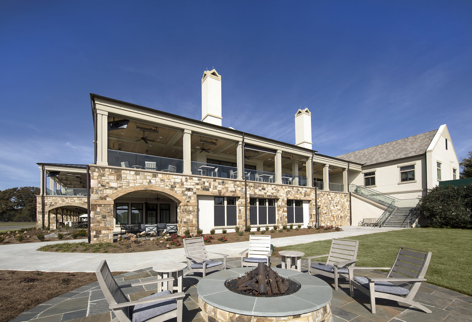 CHEROKEE COUNTRY CLUB Getting New Verandas •